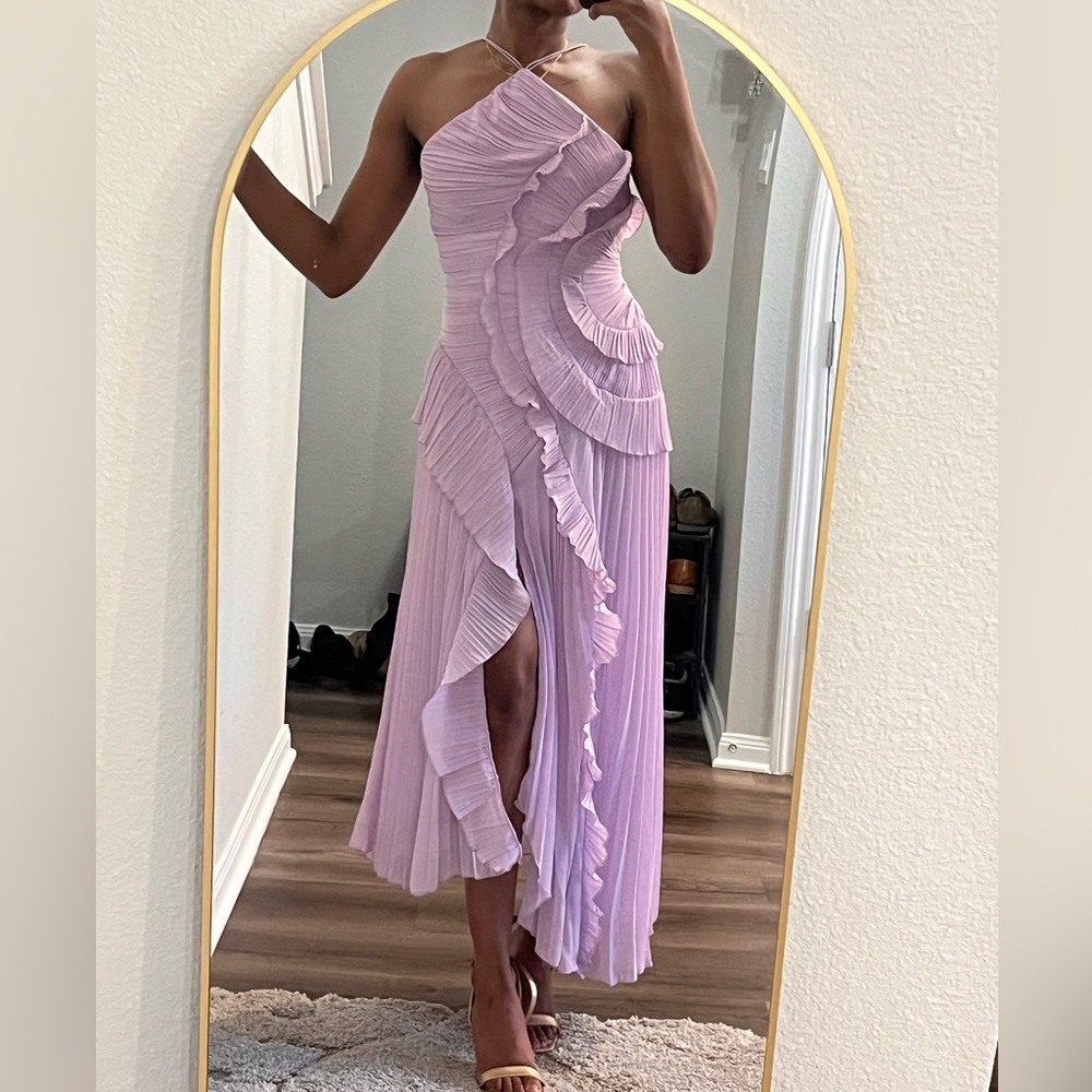 Halter neck pleated backless dress